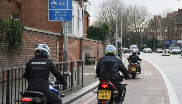 Kamery na buspasach w Warszawie