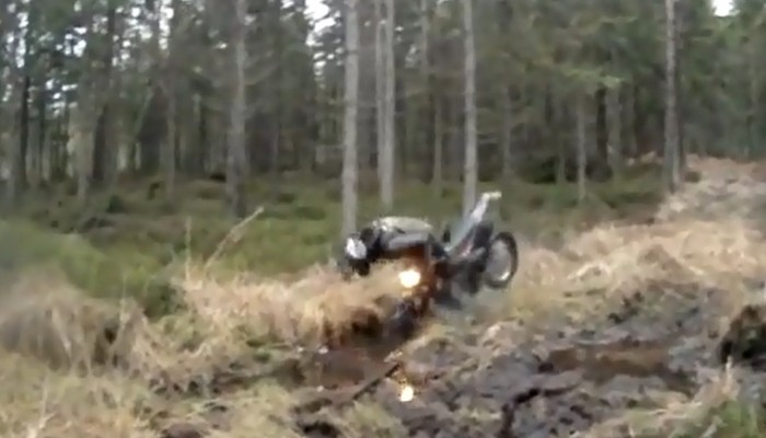 Kochasz enduro? Musisz pokocha� b�oto...