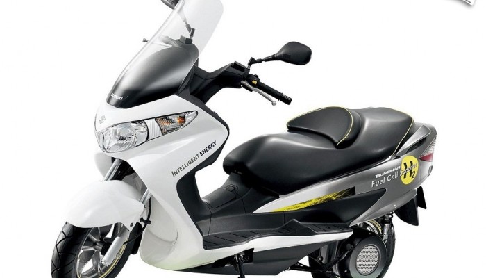 Suzuki Burgman Fuel-Cell - pierwsza homologacja z ogniwem paliwowym
