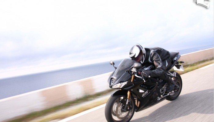 Triumph Daytona po raz kolejny wygra� Supertest