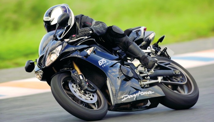 Triumph obni�a ceny motocykli!