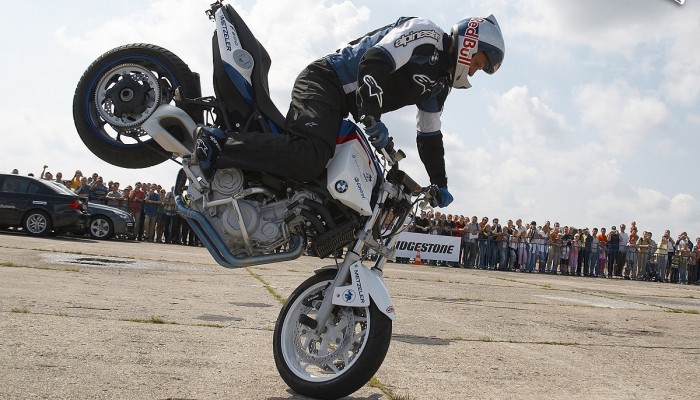 F1 w Warszawie – znakomity Pfeiffer i oblegany Kubica