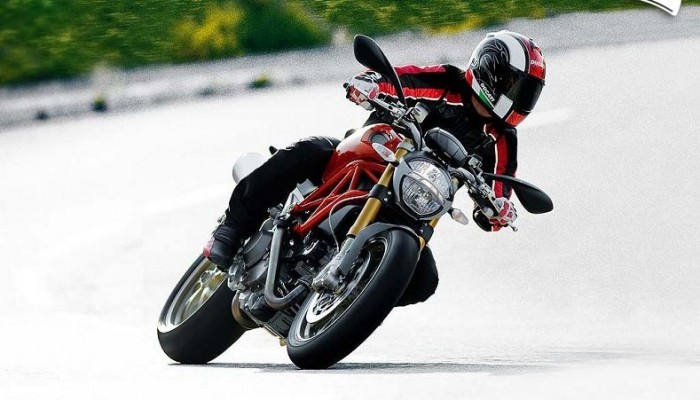 Ducati Monster 1100 - potwory i spka