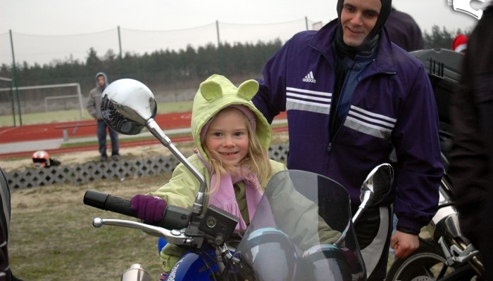 Motocyklici dzieciom z domu dziecka