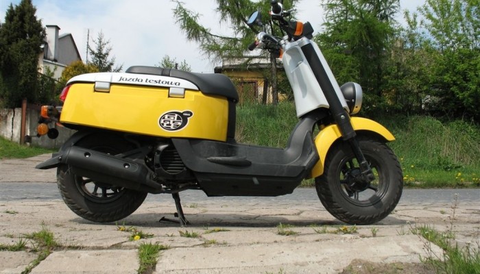 Yamaha Giggle - chichot na drodze