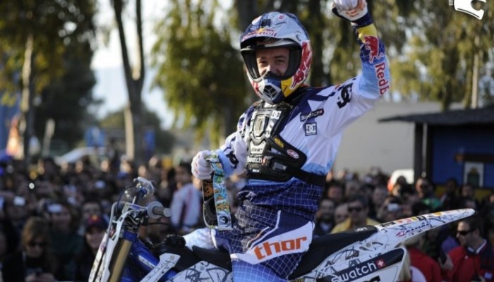 Crusty Demons na fali w Sydney