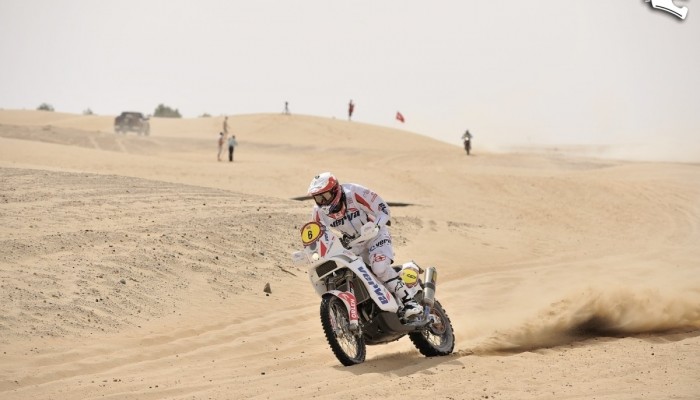 Rajd Abu Dhabi - Przygoski w czowce po II etapie