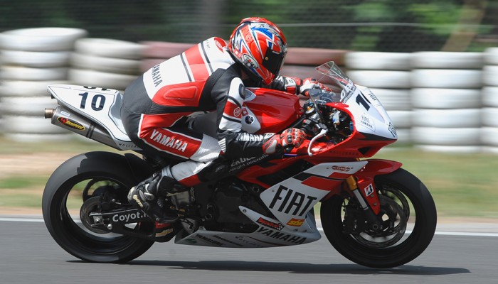 Wilusz znowu g�r� w Fiat Yamaha Cup