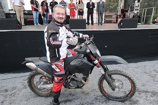 Burmistrz na motocyklu otworzy tor motocrossowy w Cieszynie-Boguszowicach