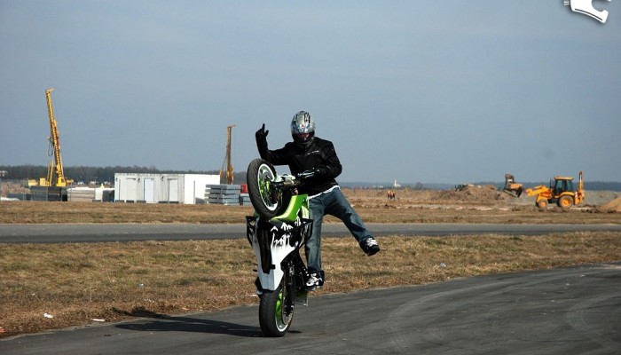 Adrian Pasek 'Pasio' i Yamaha R6 - motocykl do taca i raca?