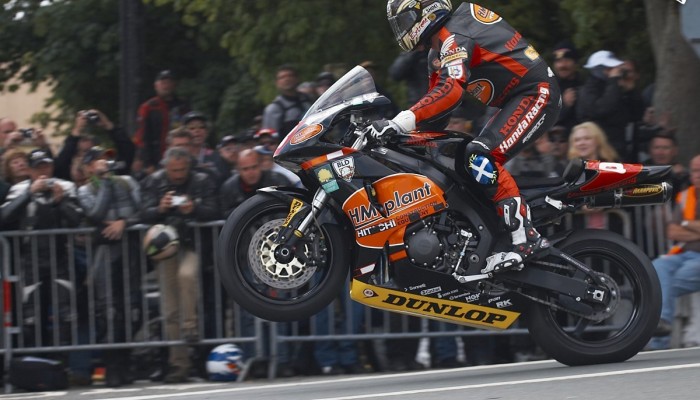 Tourist Trophy - treningi na wyspie Man