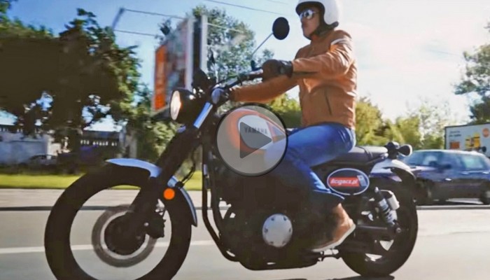 Yamaha SCR 950 - kochaj albo rzu�