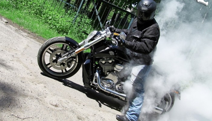 Harley-Davidson V-Rod Muscle - sia!