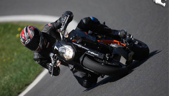 KTM Super Duke R - pocisk torowy