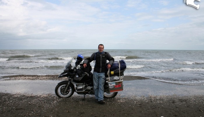 Motocyklem ze Szkocji do Nepalu - Teheran, czyli istne szalestwo