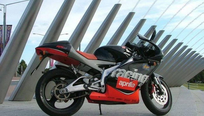 Aprilia RS 125 - p� szklanki szcz�cia
