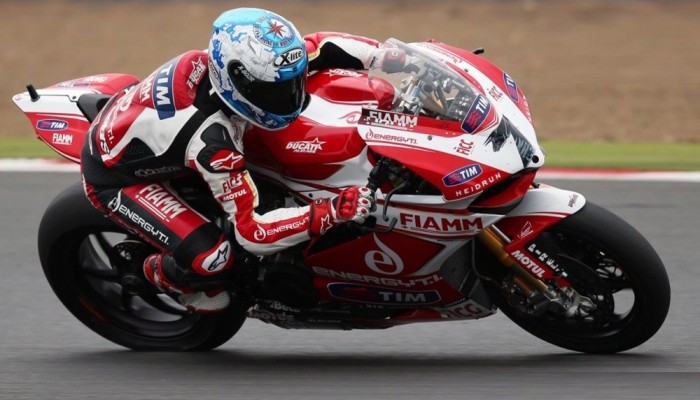 Carlos Checa - kontuzja i koniec sezonu