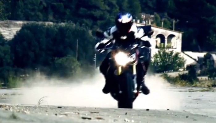 BMW S1000R w akcji - naga moc