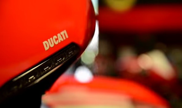 Ducati Superleggera z bliska