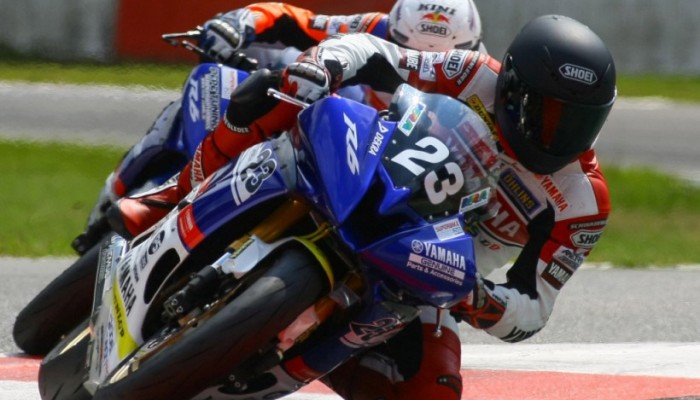 Adrian Pasek przed ostatni� rund� Yamaha R6 Dunlop Cup