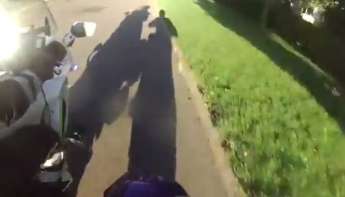 Ekstremalna ucieczka przed policj� - skuter w akcji