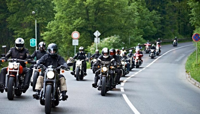 Nadjeda Harley on Tour - 23 motocykle. 33 imprezy. 15 krajw.