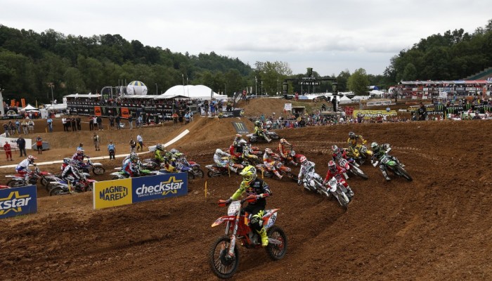 Tony Cairoli przed w�asn� publiczno�ci� na torze Maggiora