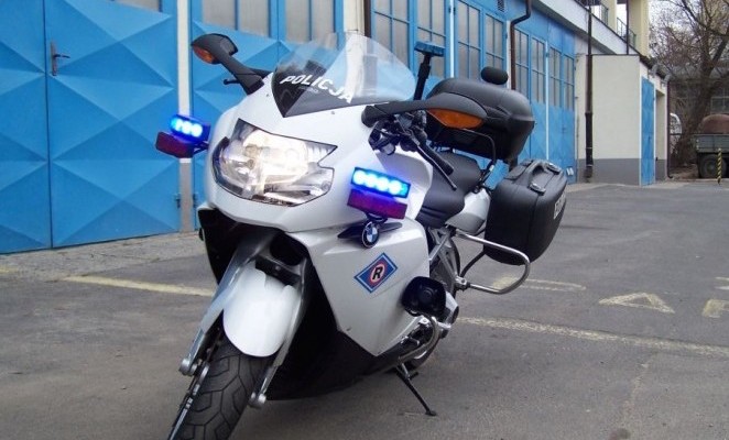 Wypadek policjantw na motocyklach w Warszawie