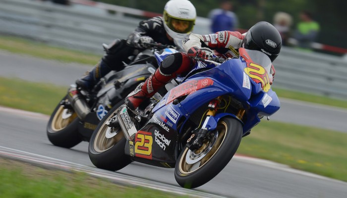 Kontuzjowany Adrian Pasek �smy na W�grzech