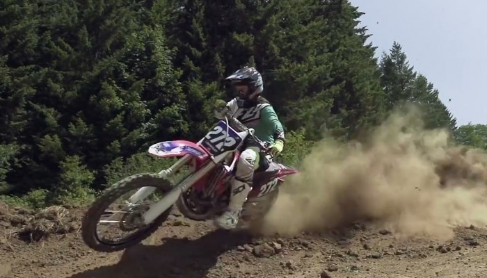 Du�y dwusuw w akcji - Rory Sullivan na Hondzie CR500