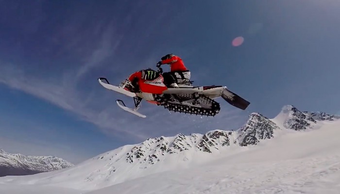 Paul Thacker - niesamowity zawodnik snowcrossu