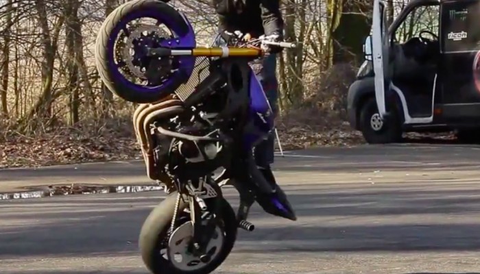 Mistrz i ucze� - Stunter13 szkoli Wojtasa Freestyle