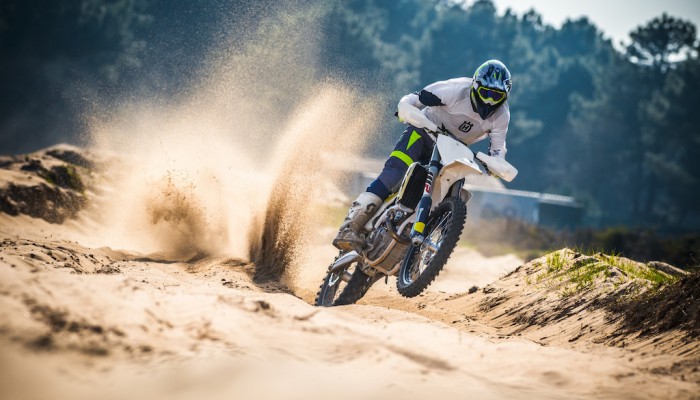Crossowe Husqvarny z kontrol� trakcji!