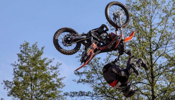 Rafa� Bia�y walczy o wyst�p podczas Red Bull X-fighters w Madrycie