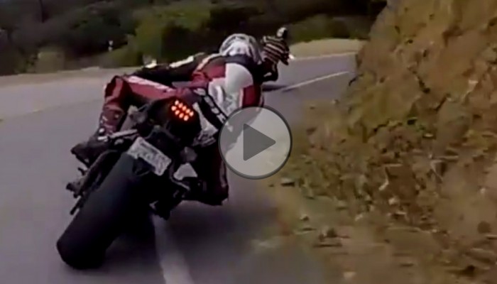 Bardzo szybki przelot po zakr�tach na Mulholland Drive*