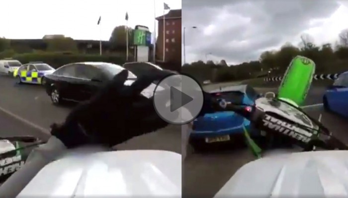 Uciekaj�cy motocyklista i bezradno�� policji