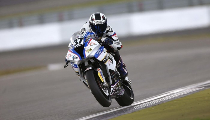 M�ody gniewny zawodnik z Niemiec w zespole LRP Poland