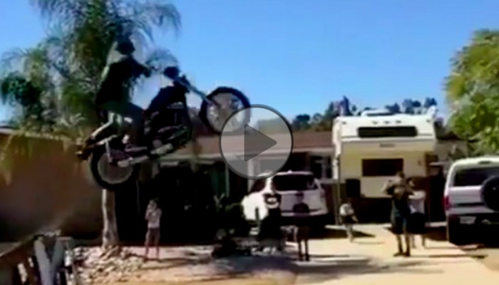 D�ugi lot Harleyem i wyj�tkowo twarde l�dowanie