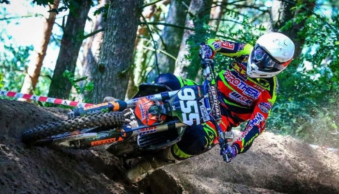 Motocross: Ch�tnicki pierwszy, Wysocki trzeci w Mi�dzynarodowych Mistrzostwach Czech!
