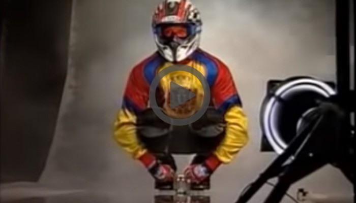 Najmniejszy motocykl �wiata. Na ko�o raczej nie p�jdzie [FILM]