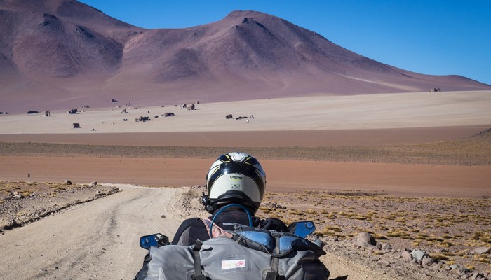 �wiat z surrealistycznych obraz�w. Polscy blogerzy na Drodze Lagun w Boliwii [FILM]