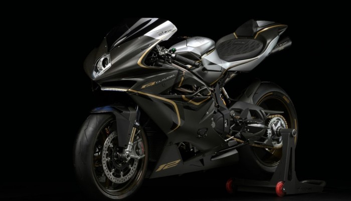 Ostatnia taka pi�kno��. MV Agusta modelem Claudio �egna si� z F4