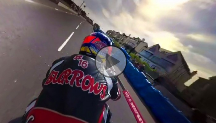 Wy�cig uliczny z perspektywy plecaczka