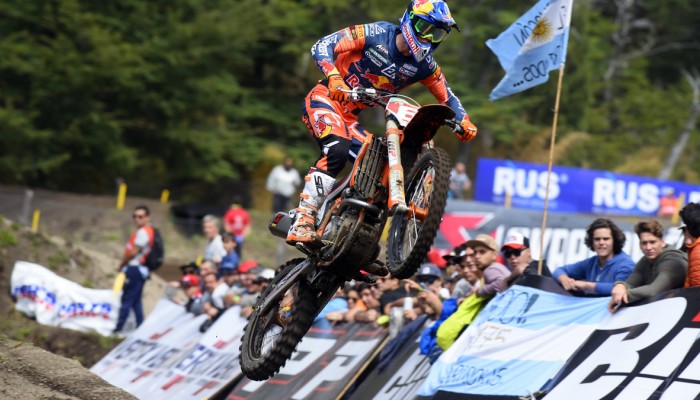 Motocrossowe Mistrzostwa �wiata FIM wystartowa�y pod znakiem Pirelli