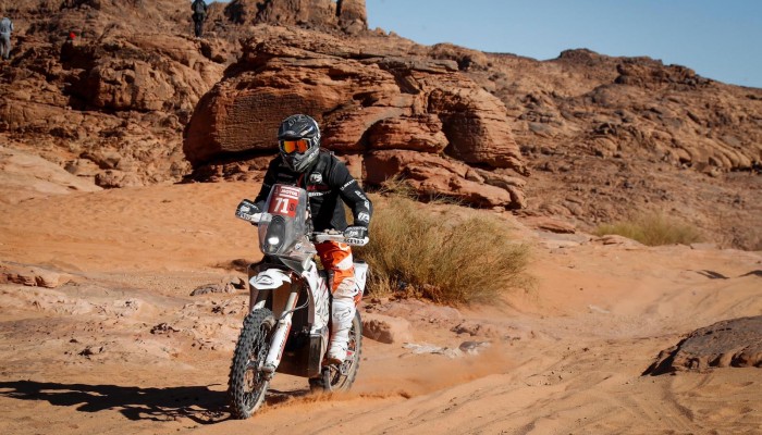 Wydmy, kaniony, dzika natura. Arabia Saudyjska jest przepikna! - Krzysztof Jarmu po 3. etapie