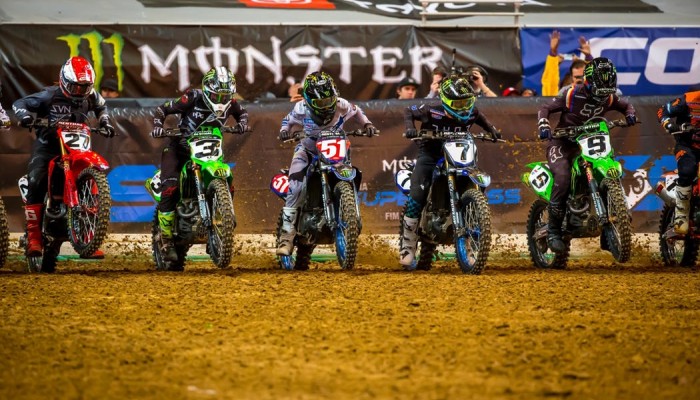 AMA Supercross: jak wygl�da tor, kto startuje w Anaheim 2