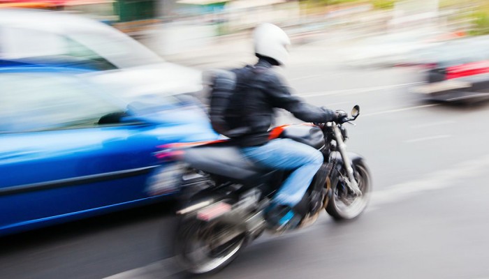 Martwe pola i zawirowania, czyli motocykl kontra ci�ar�wka