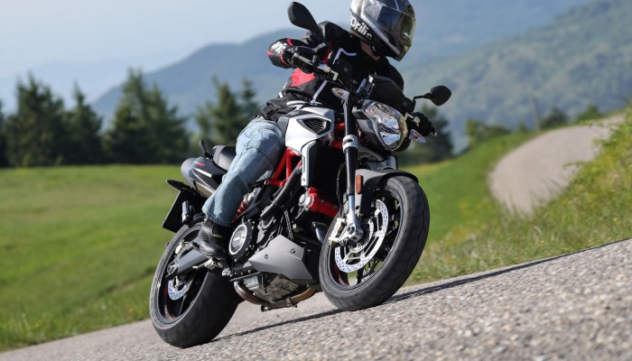 Aprilia Shiver 900 2020 - test, opis, opinia, cena, pierwsze wra�enia