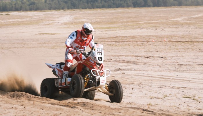 Rafa Sonik rozpocz treningi przed Rajdem Dakar 2021