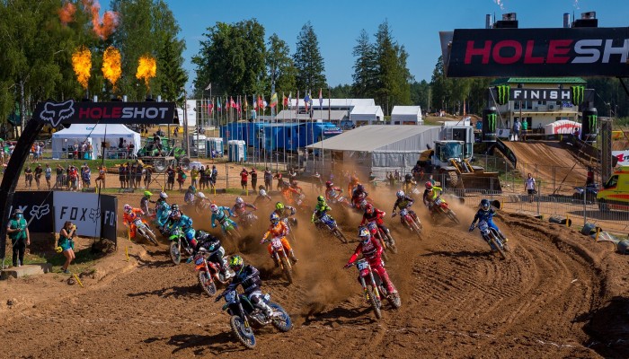 Zespo�y Monster Energy Yamaha Factory MXGP i MX2 gotowe na potr�jne starcie w ​​Faenzie
